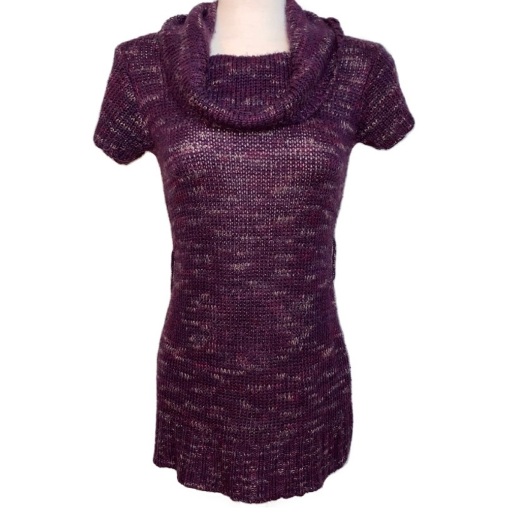 Short sleeve purple sweater